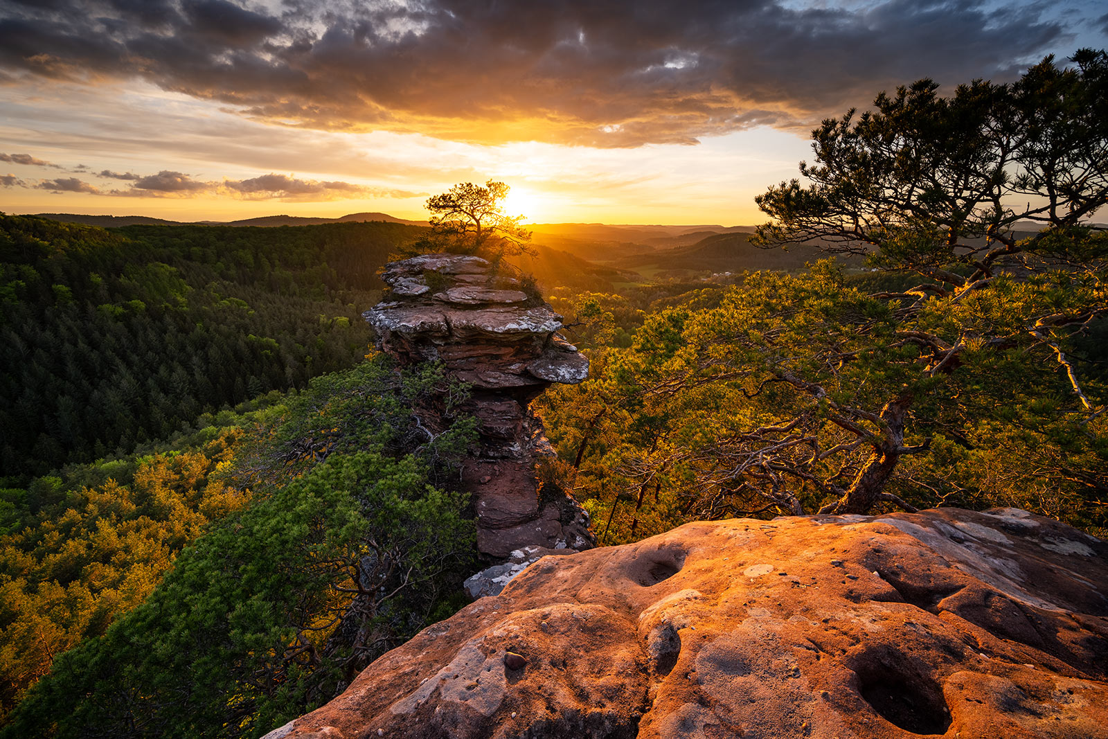 Sonnenuntergang im Dahner Felsenland