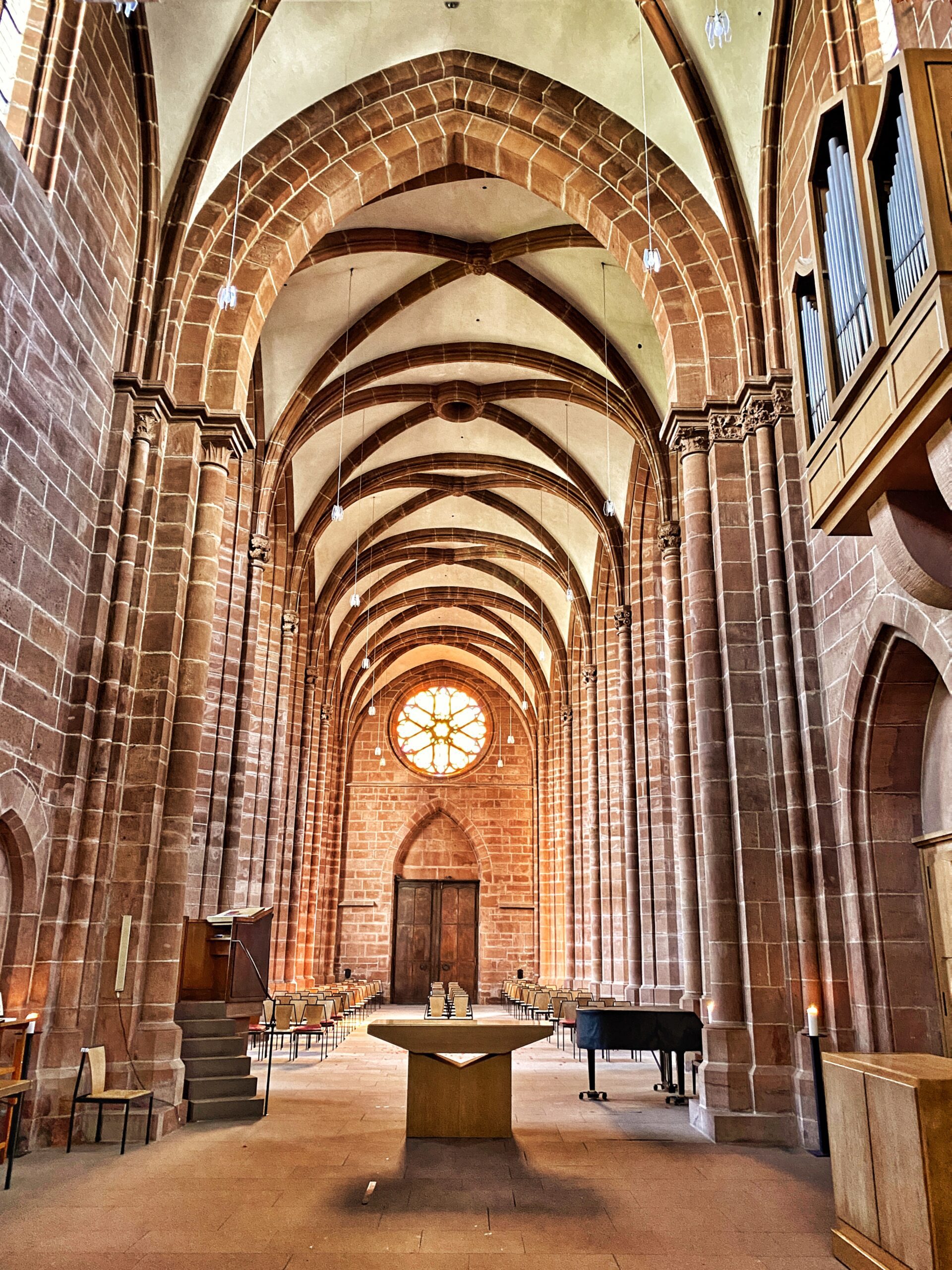 Stiftskirche Kaiserslautern von innen