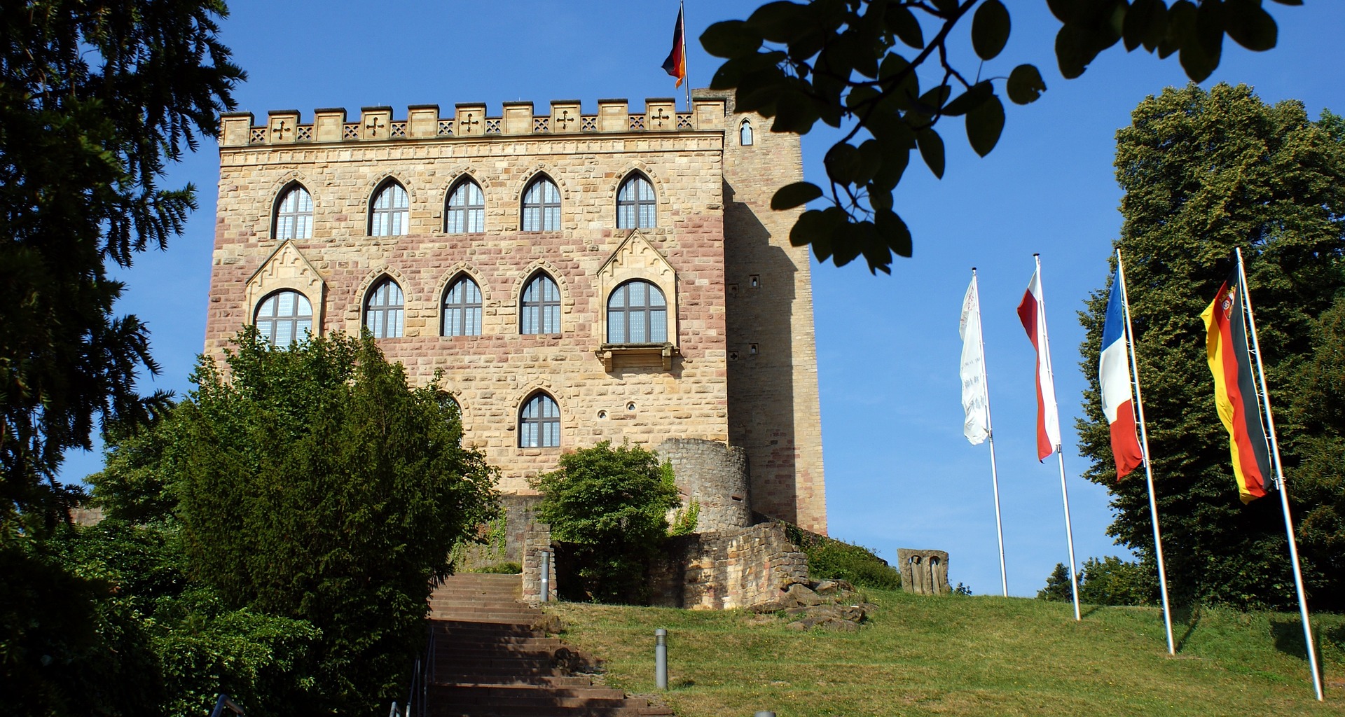 Außenansicht Hambacher Schloss